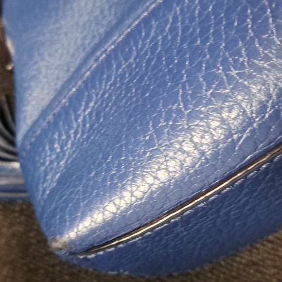 Kate Spade New York Cobble Hill tassel crossbody bag in a navy blue - Picture 16 of 16